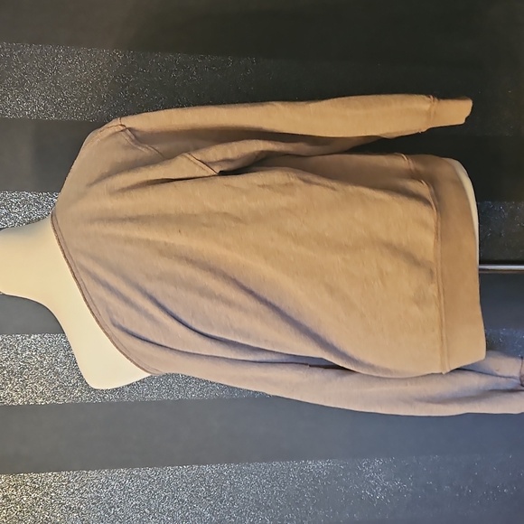 Hollister Brown Off The Shoulder Crew Neck Sweatshirt - Picture 3 of 4